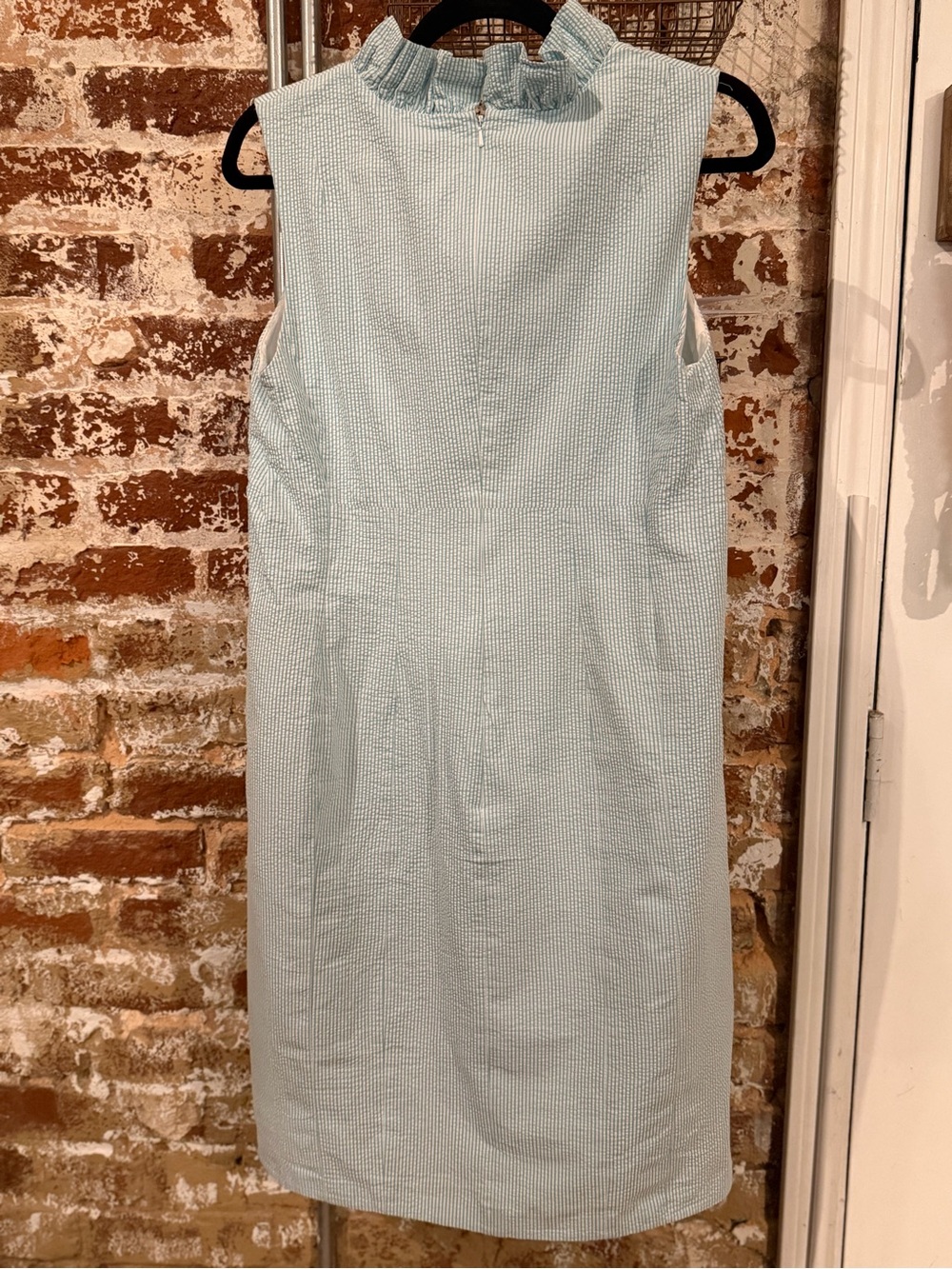 Lilly Pulitzer Adeline Shift Dress in Blue Lucky Seersucker, Size 12 - Picture 4 of 8